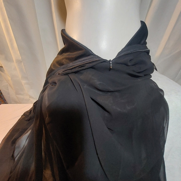 Nikibiki maxi dress 👗 sz medium - Picture 15 of 16